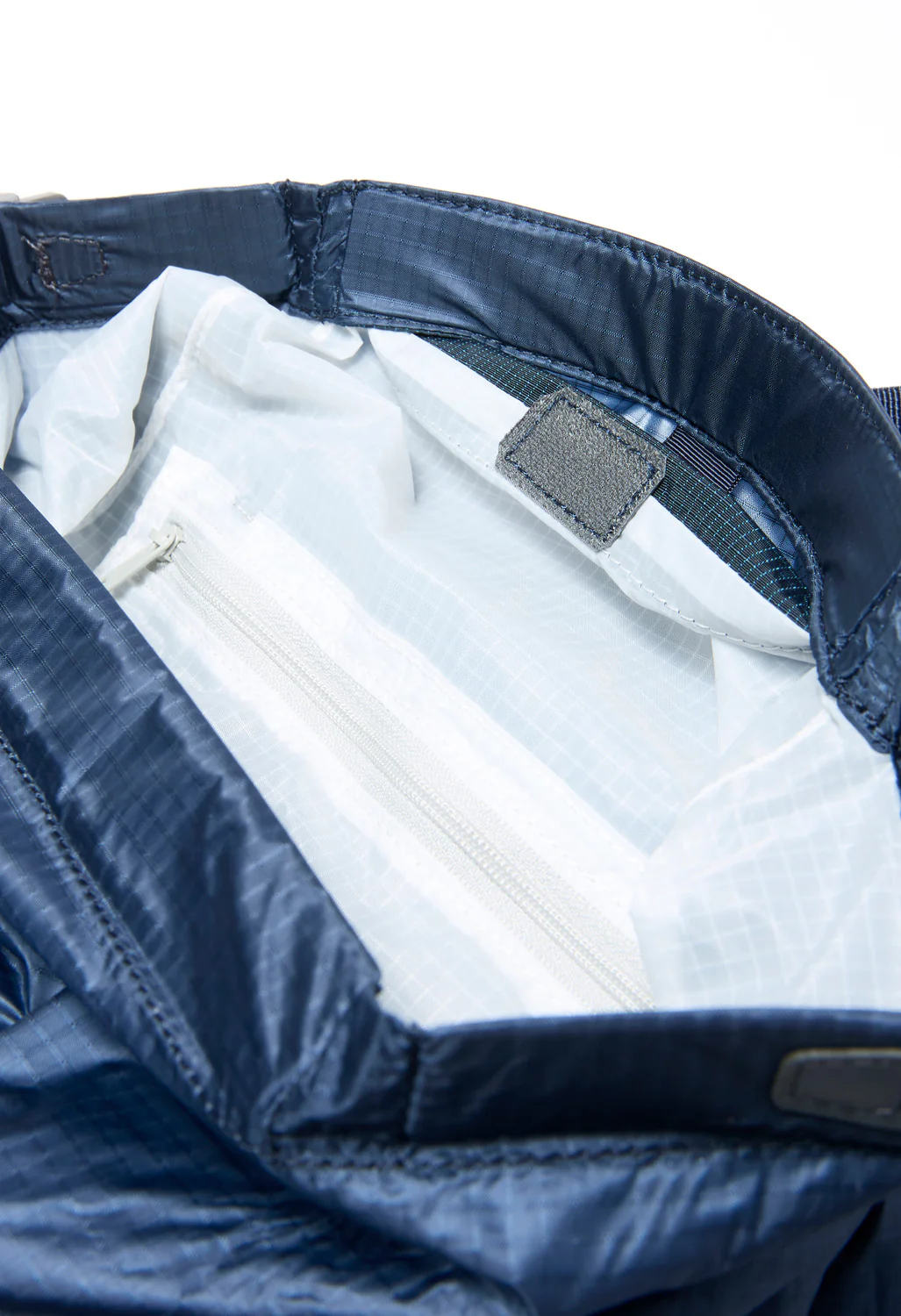 Montbell Alpine Light Pack 50 - Navy - Image 10