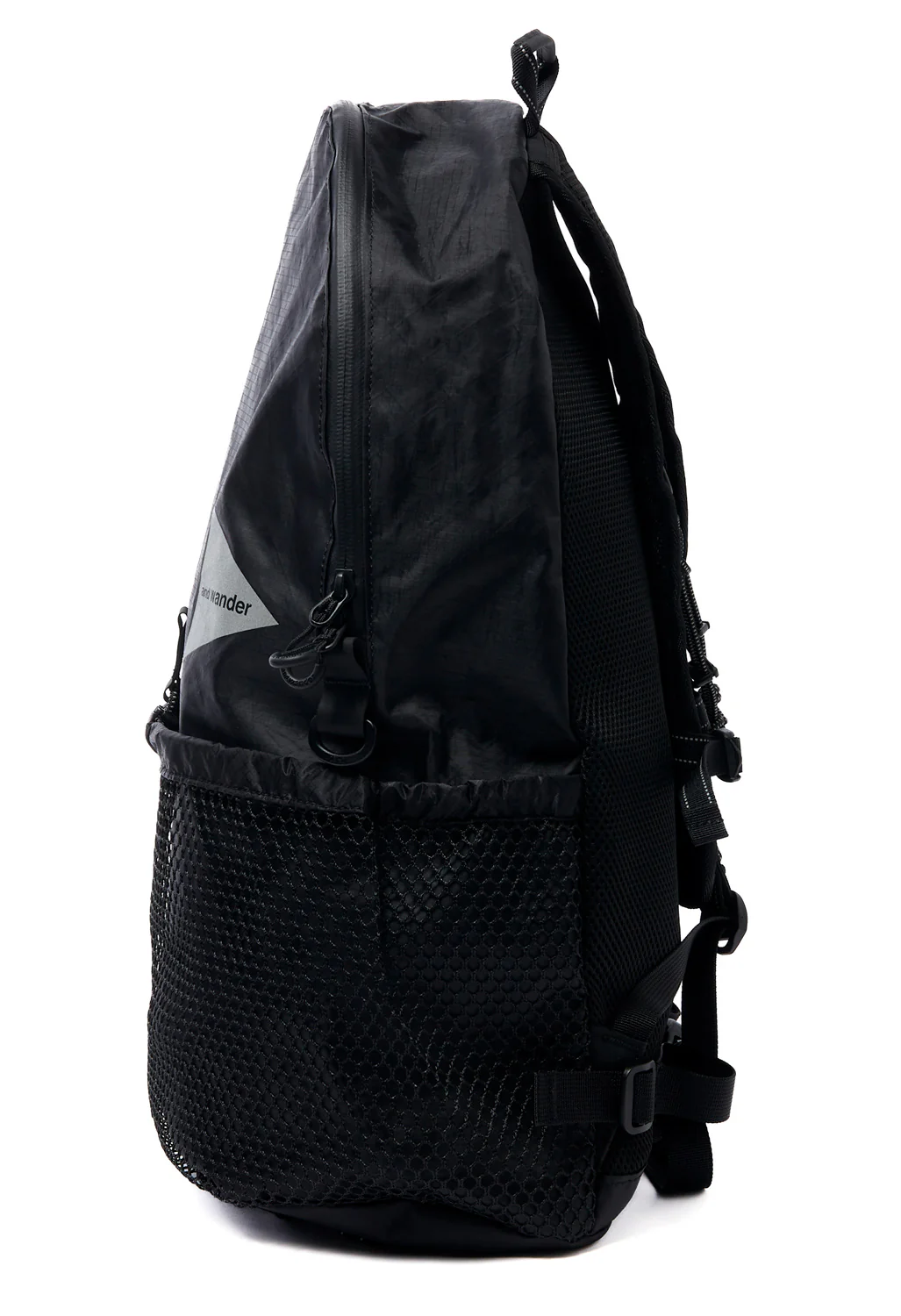 and wander ECOPAK 20L Daypack - Black - Image 2