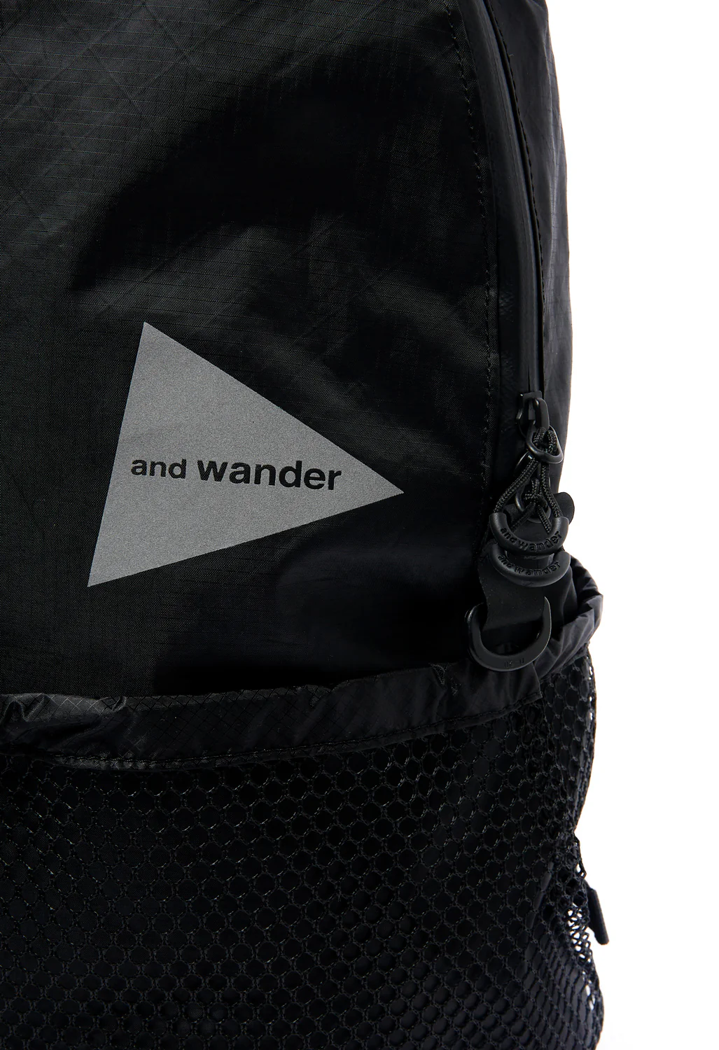 and wander ECOPAK 20L Daypack - Black - Image 5