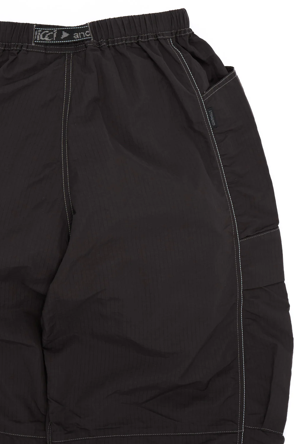 and wander x Gramicci Men's Ripstop Voyager Pants - Black - Image 4