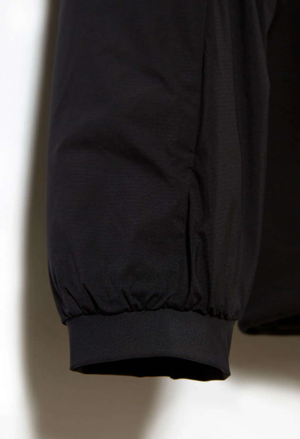 Arc'teryx Atom LT Men's Hoodie - Black - Image 5