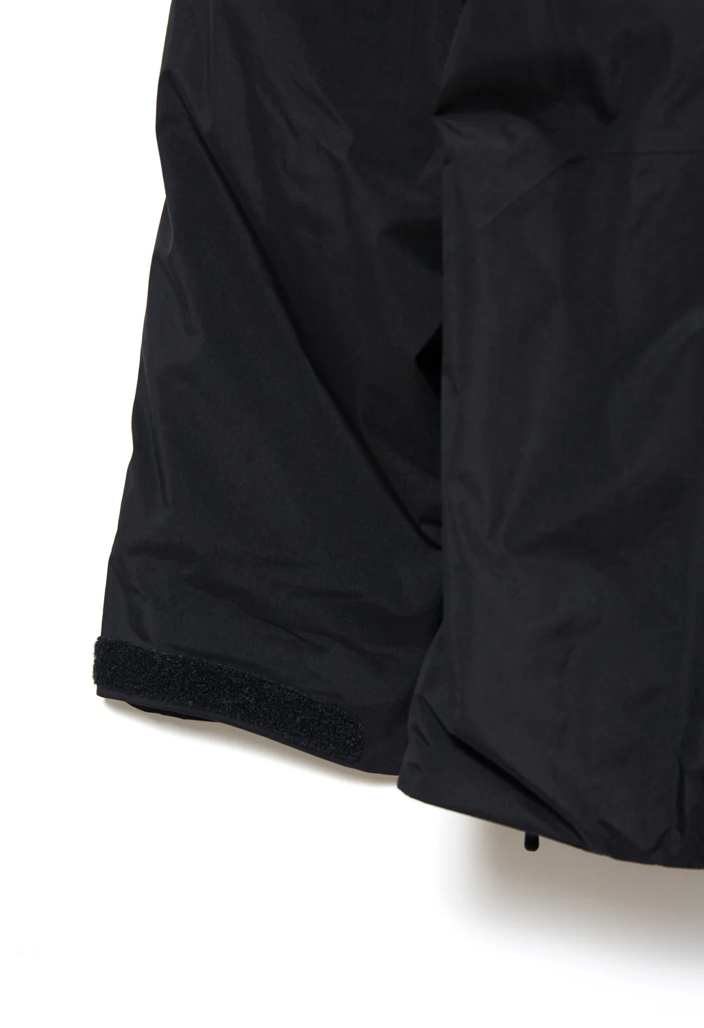 Arc'teryx Beta Insulated Men's Jacket - Black - Image 5
