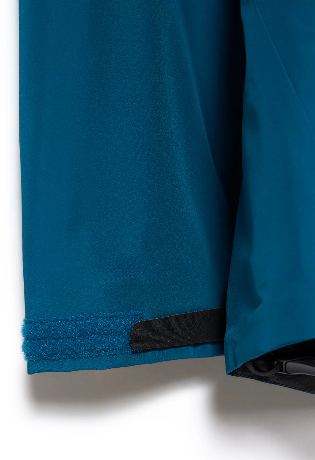 Arc'teryx Beta LT GORE-TEX Women's Jacket - Reflection - Image 4