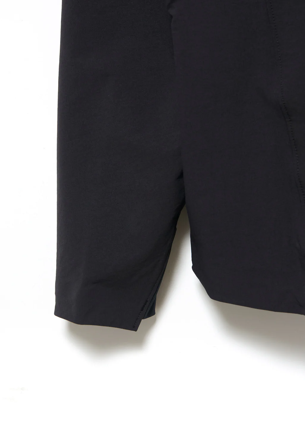 Arc'teryx Gamma LT Men's Jacket - Black - Image 4