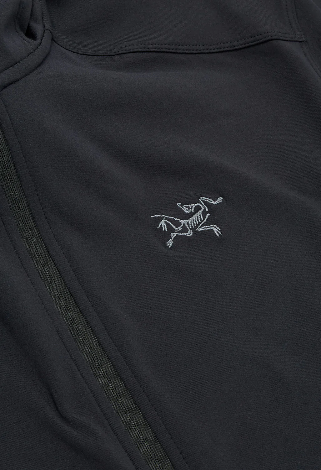 Arc'teryx Men's Kyanite Lightweight Hoodie - Black - Image 4