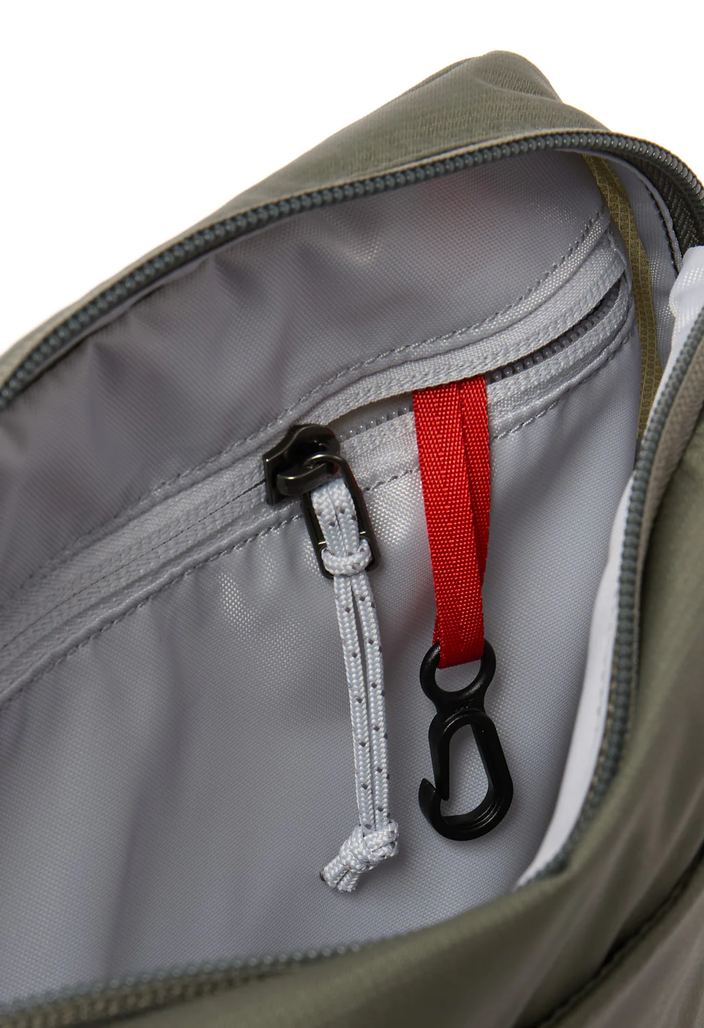 Arc'teryx Heliad Crossbody - Forage - Image 4