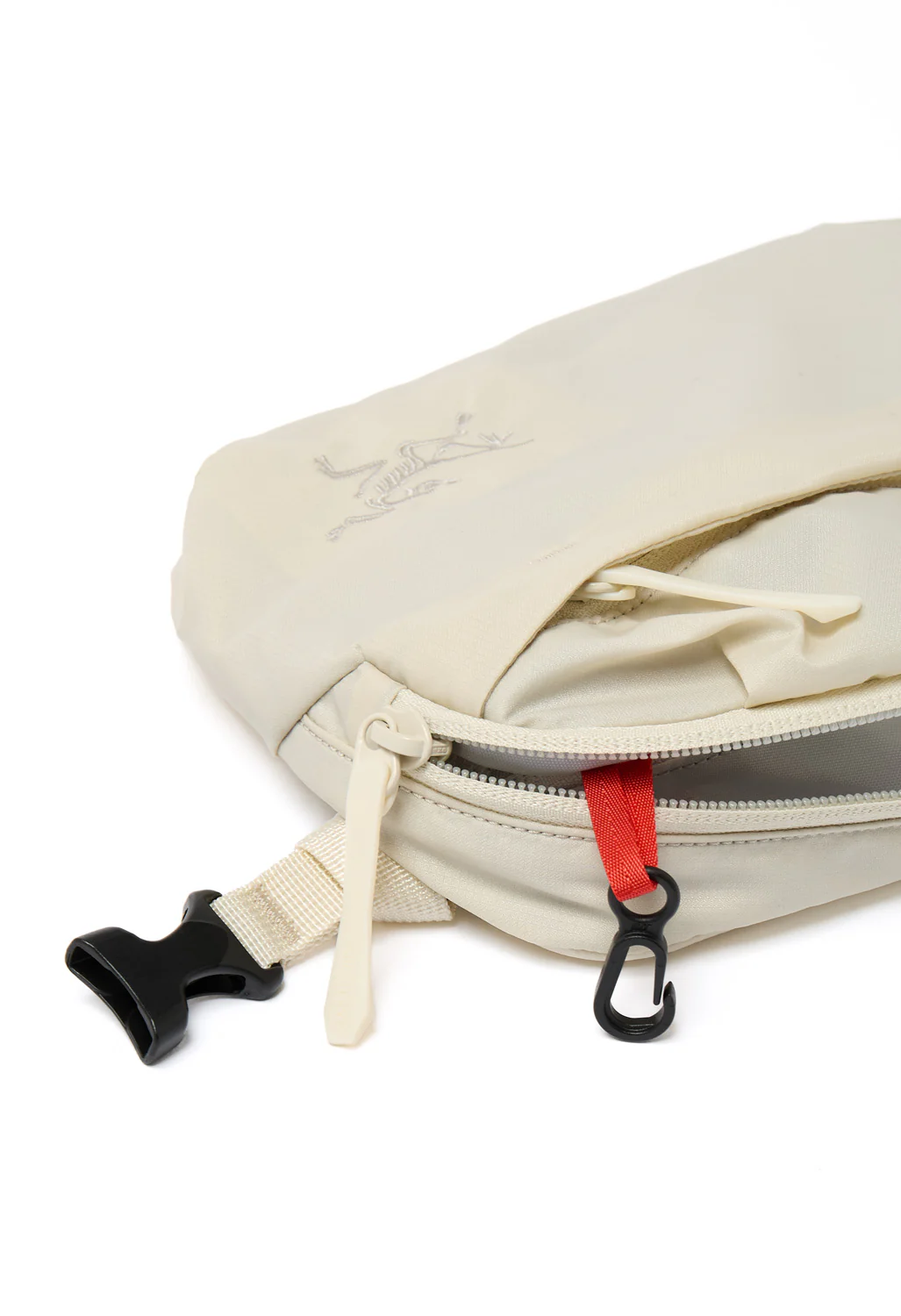 Arc'teryx Heliad Crossbody - Sea Salt - Image 4