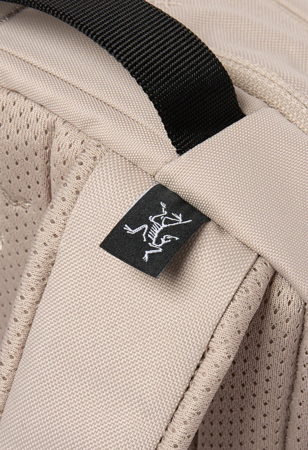 Arc'teryx Mantis 16 Backpack - Rune - Image 7