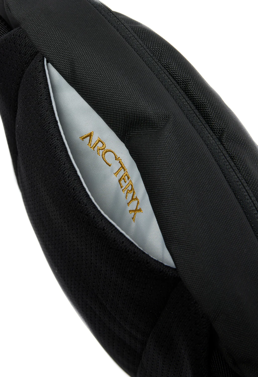 Arc'teryx Mantis 2 Waist Pack - 24K Black - Image 4
