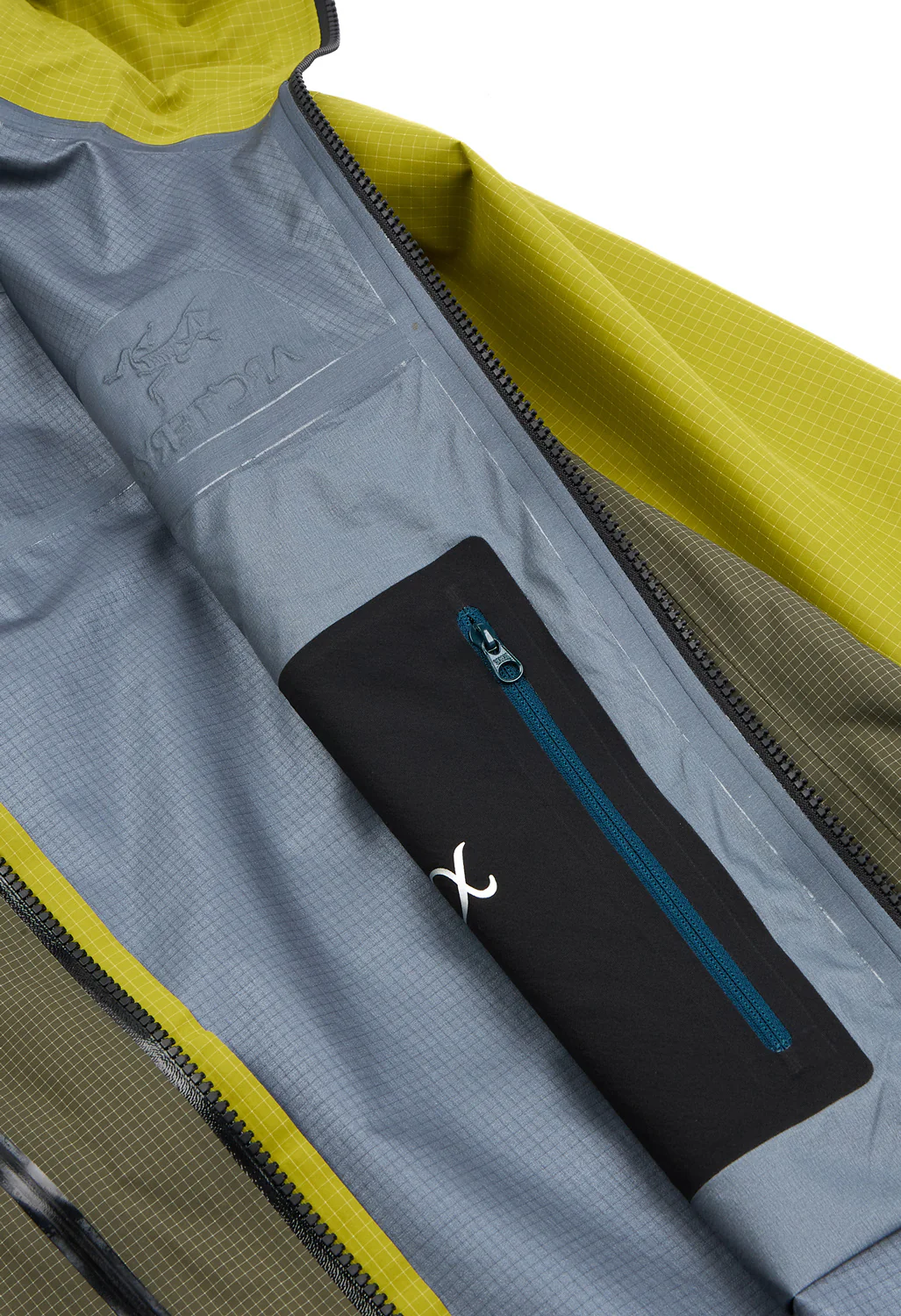 Arc'teryx Men's Alpha Jacket - Olive Moss / Tatsu - Image 5