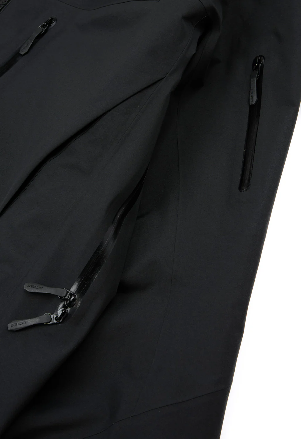 Arc'teryx Men's Alpha SV Jacket - 24K Black - Image 5