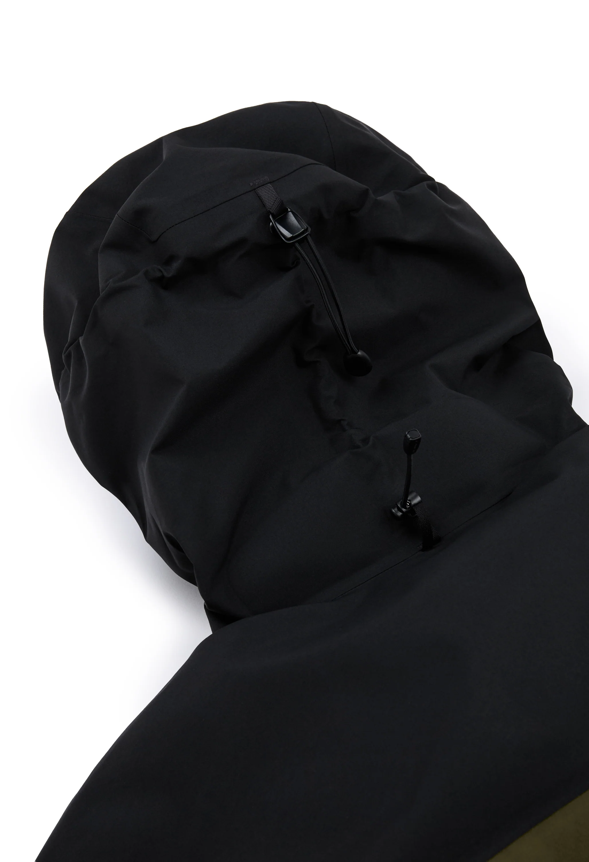 Arc'teryx Men's Alpha SV Jacket - Spotlight - Image 4