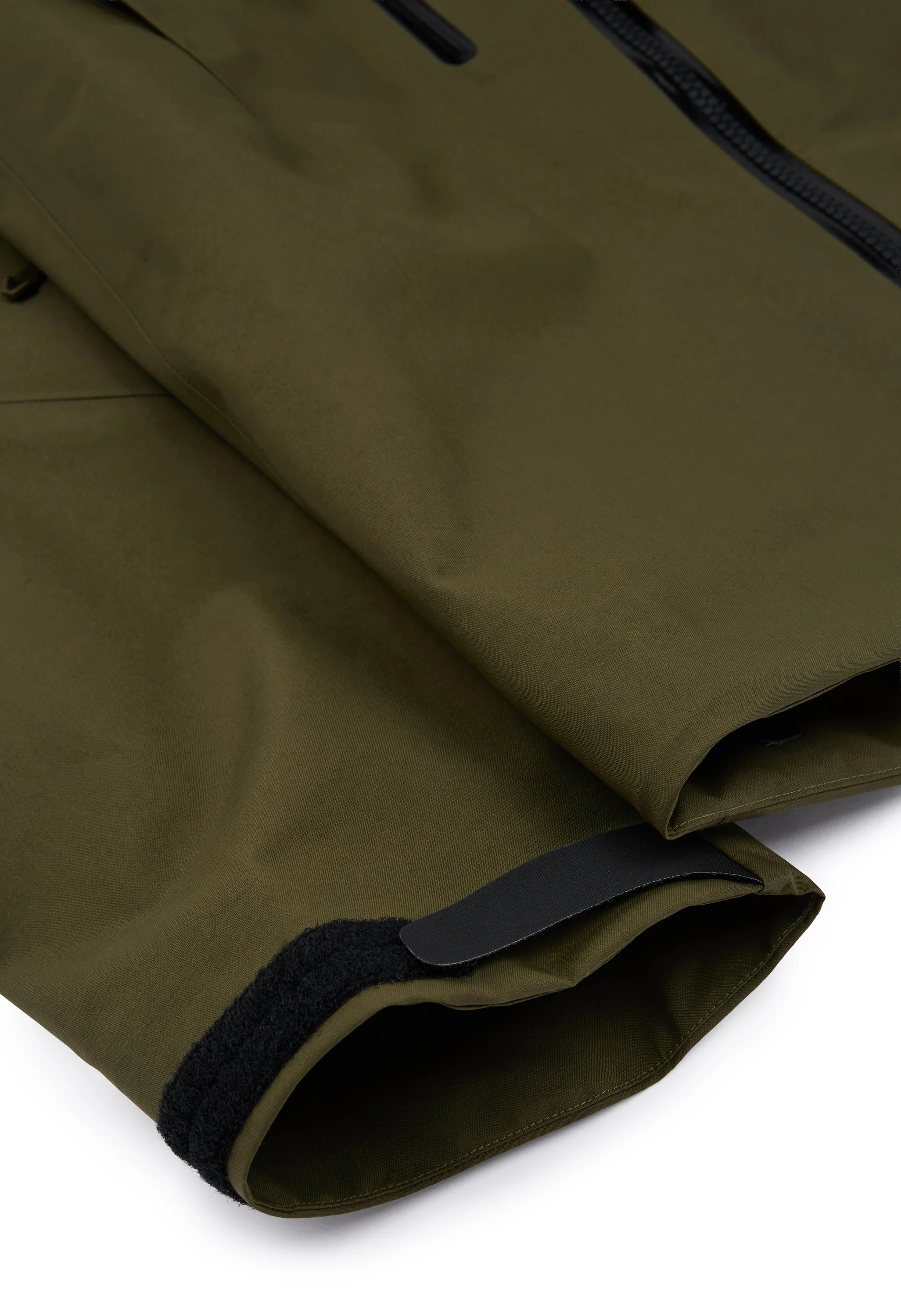 Arc'teryx Men's Alpha SV Jacket - Spotlight - Image 6