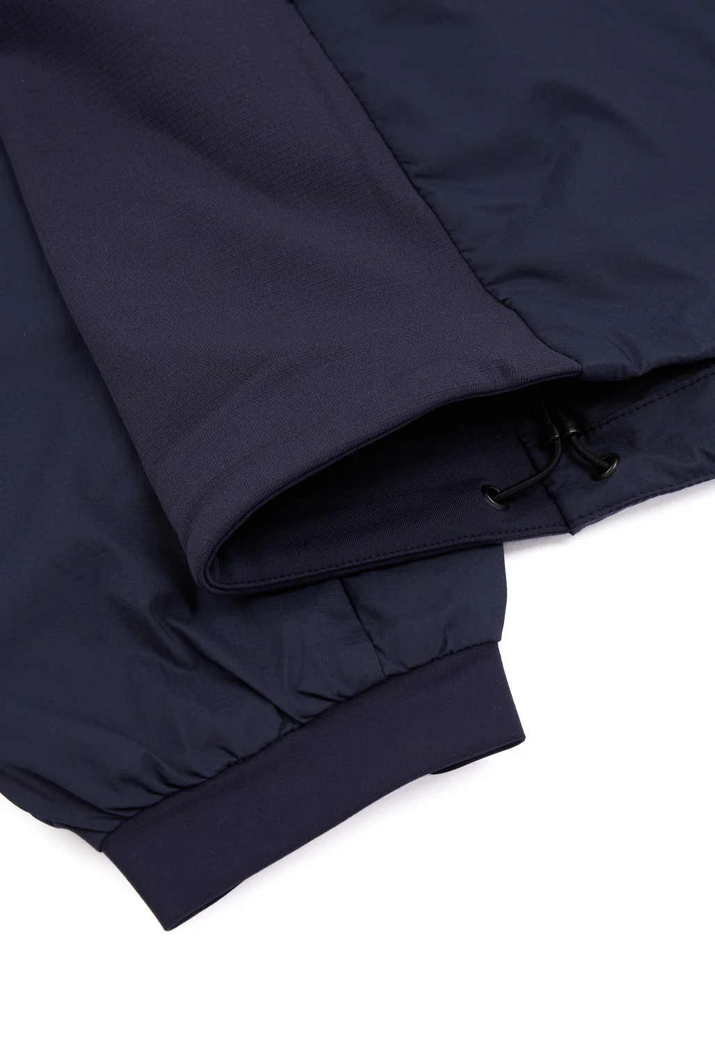 Arc'teryx Men's Atom Hoody - Black Sapphire - Image 6
