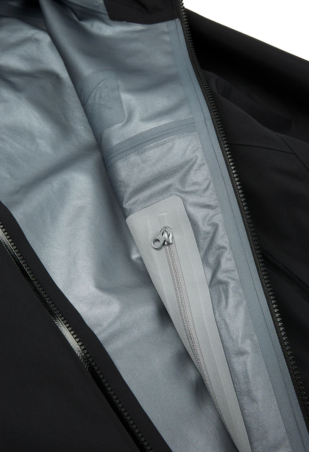 Arc'teryx Men's Beta Jacket - Black - Image 5