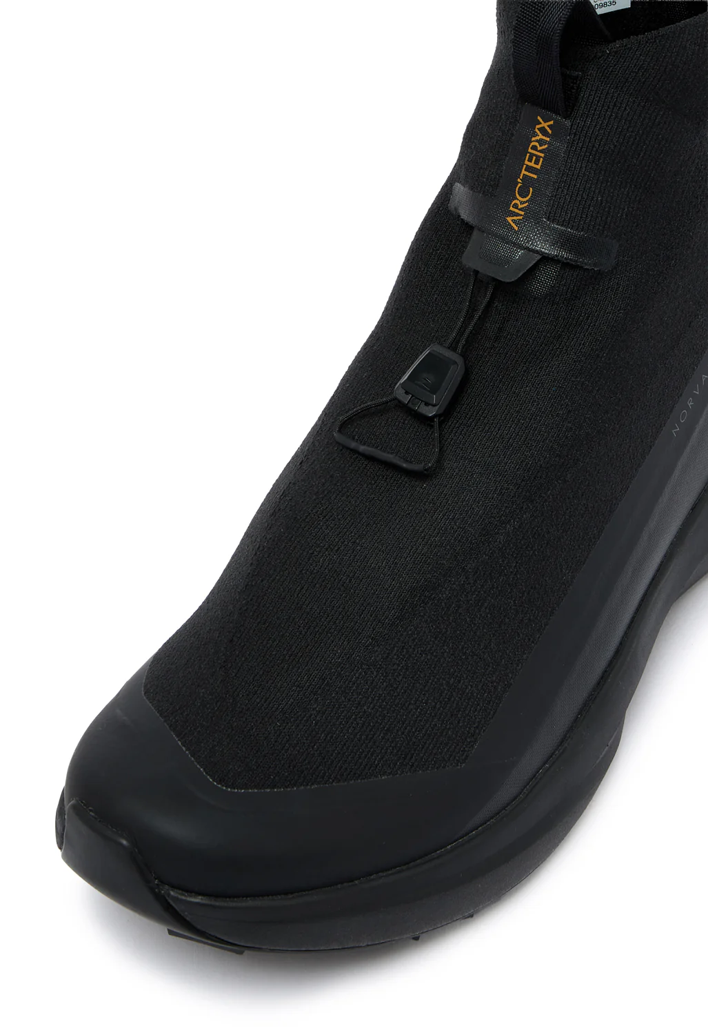 Arc'teryx Men's Norvan 4 Nivalis Trainers - Black / Black - Image 2
