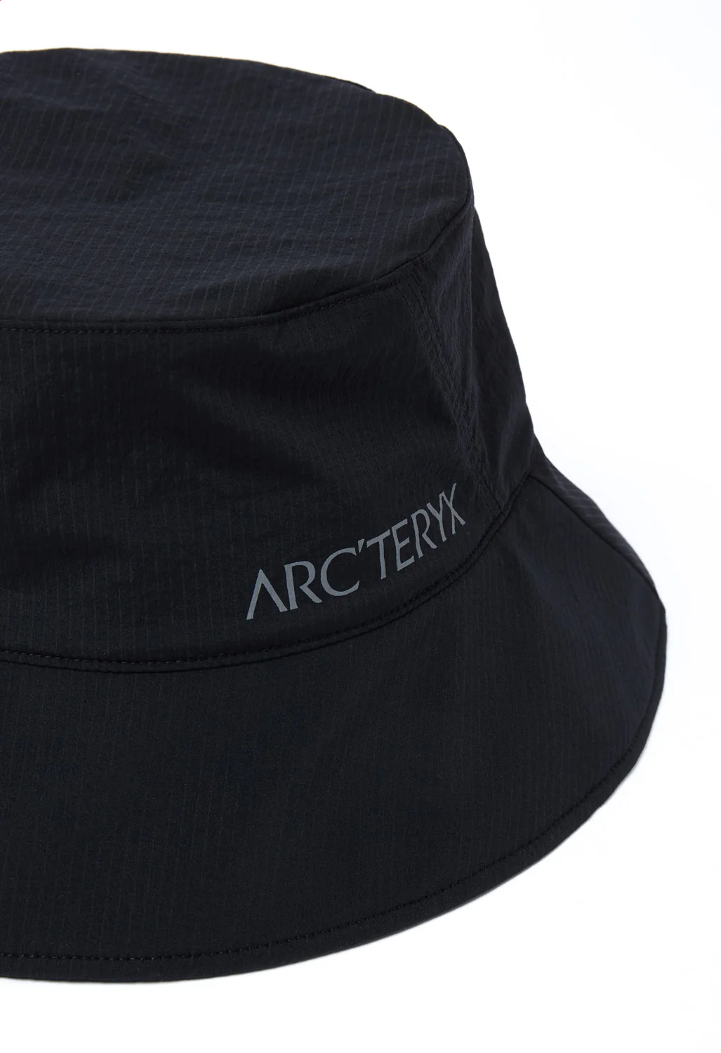Arc'teryx Sinsolo Bucket Hat - Black - Image 3