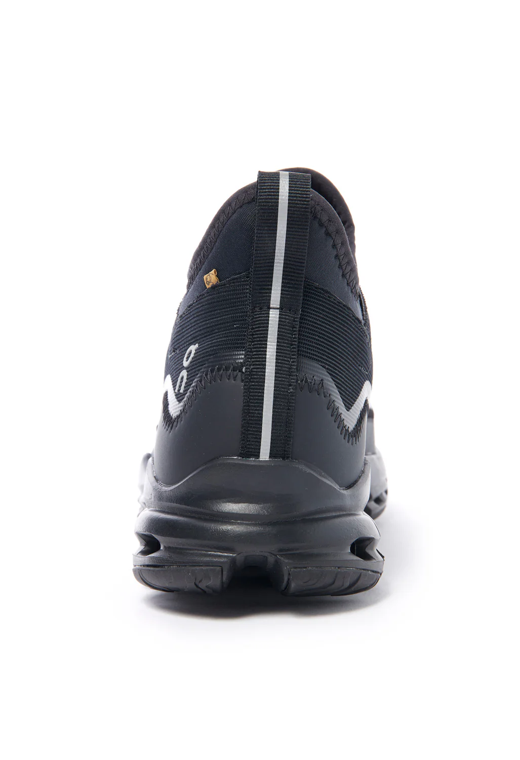 On Cloudaway WP Suma Shoes - All Black - Image 4