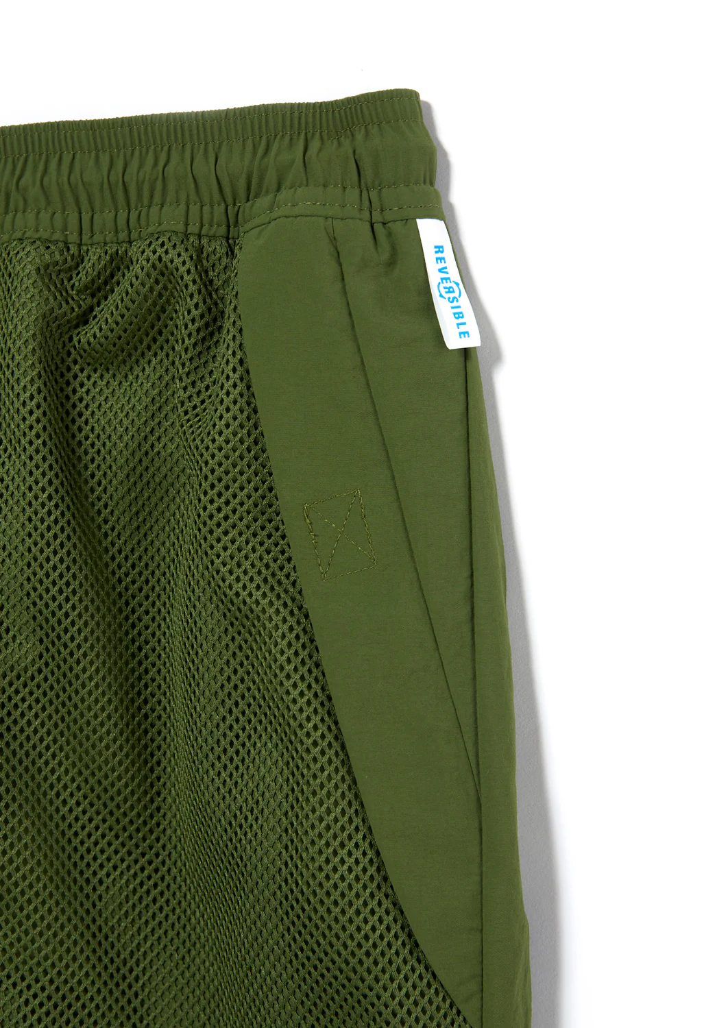 Columbia Men's Deschutes Valley Reversible Shorts - Pesto/Pesto Frosted Purple - Image 3