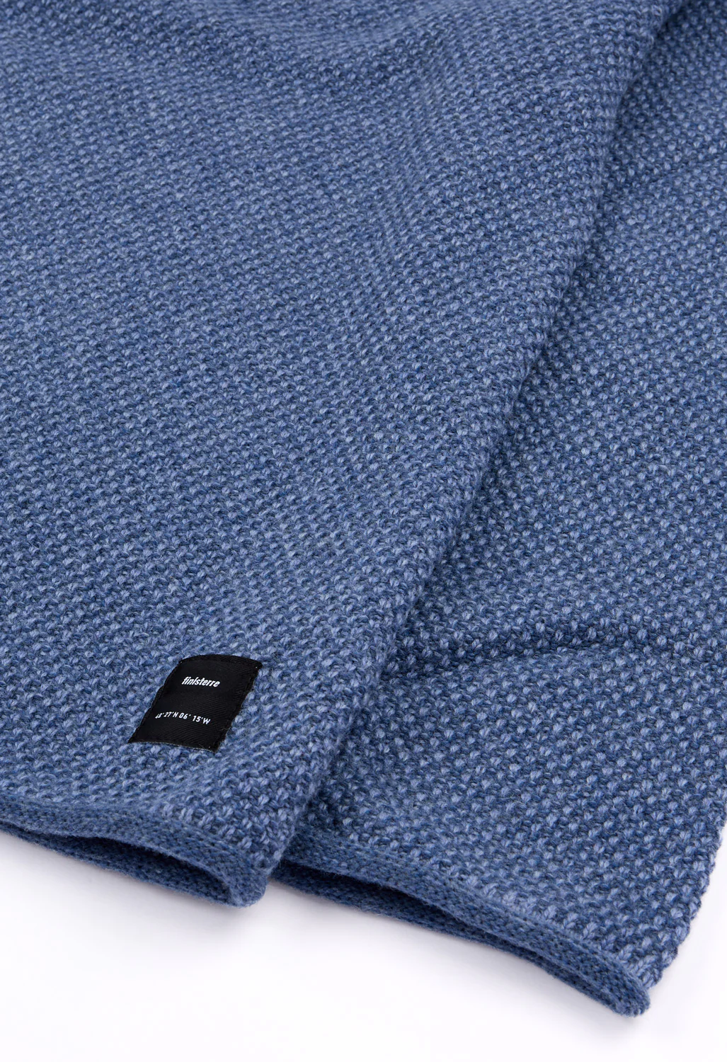 Finisterre Men's Barents Jumper - Denim - Image 4