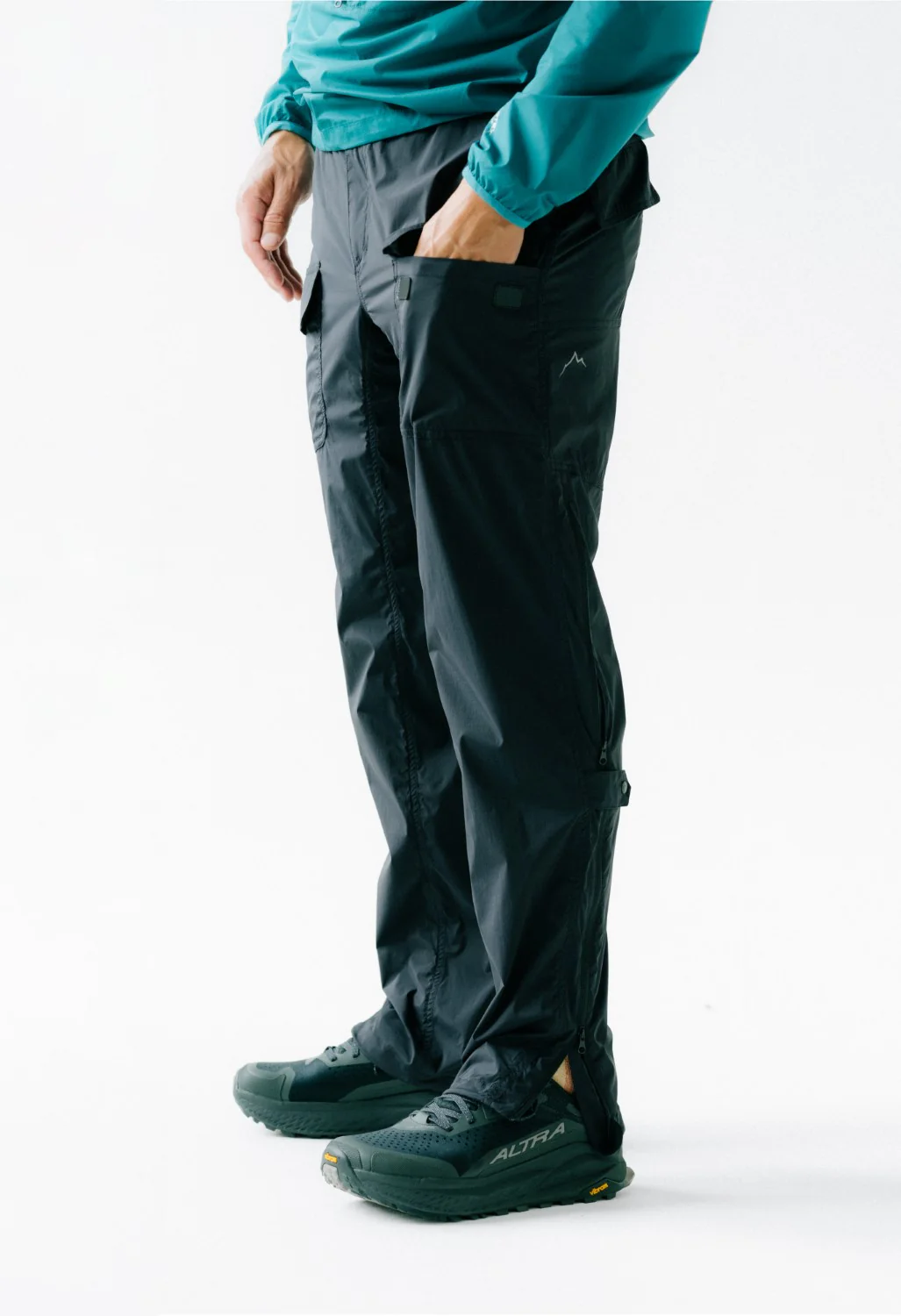 Cayl Flap Pocket Vent Pants - Black - Image 9