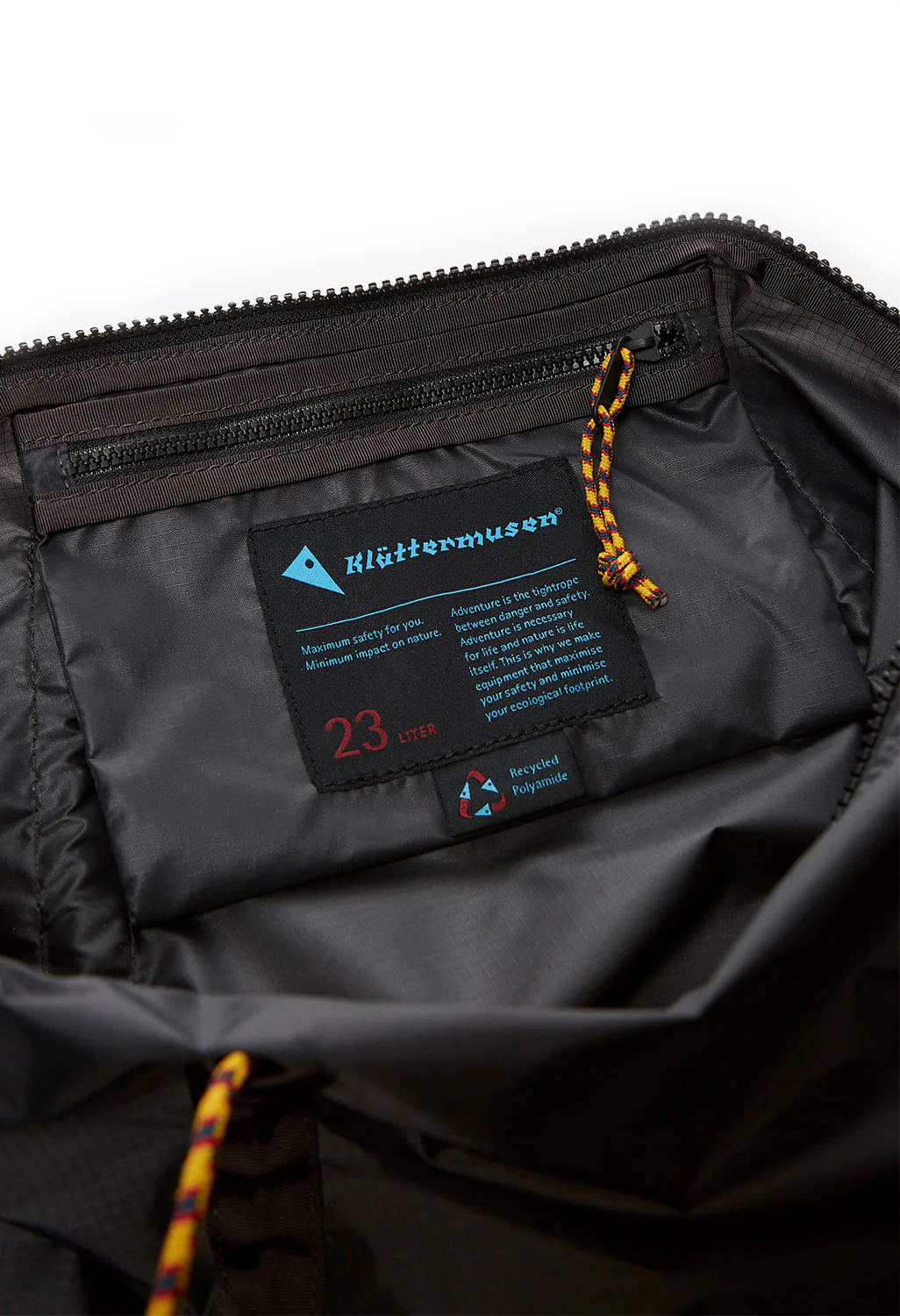 Klattermusen Gebo Bag 23L - Raven - Image 4