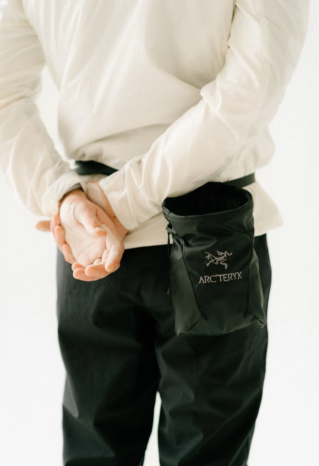 Arc'teryx Ion Lightweight Chalk Bag - Black - Image 6