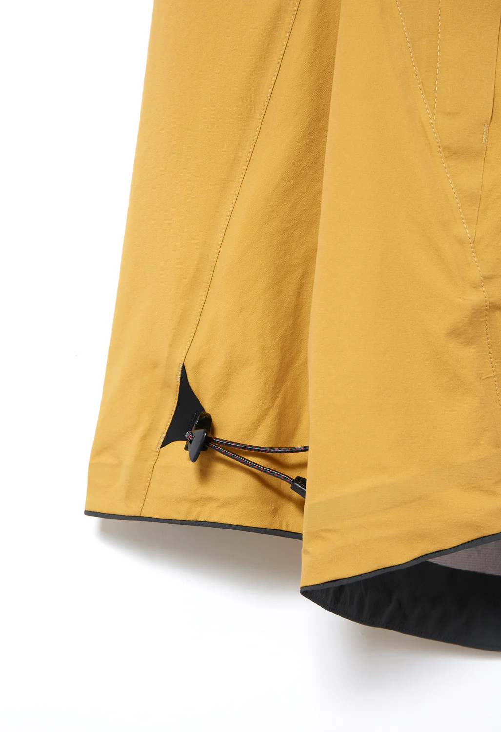 Klattermusen Men's Asynja Jacket - Amber Gold - Image 4