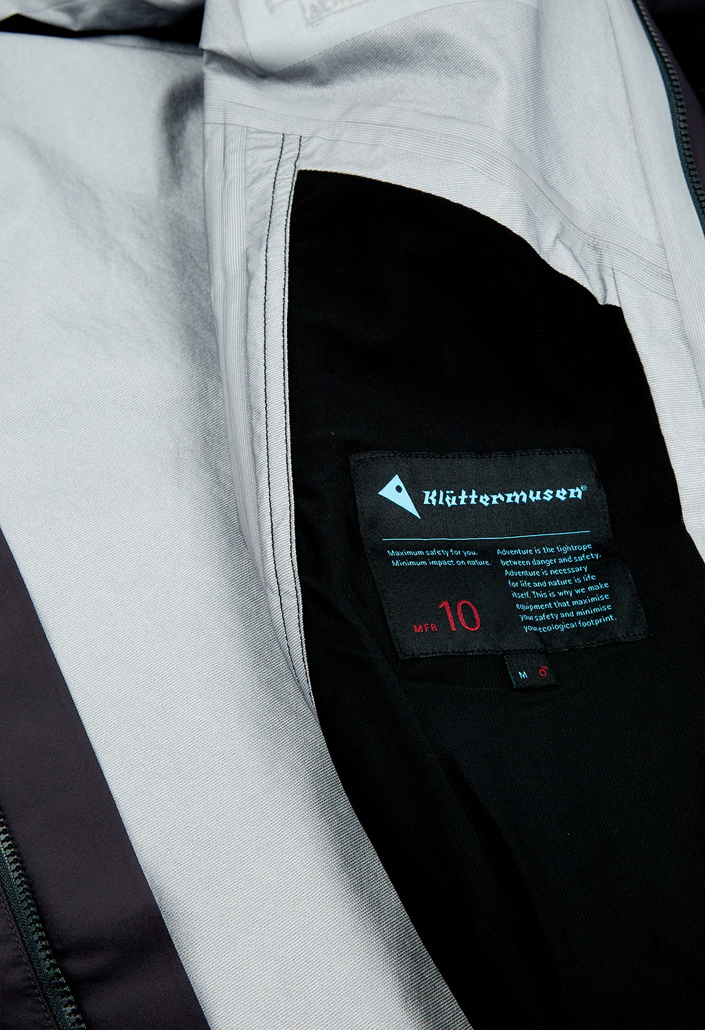 Klattermusen Men's Asynja Jacket - Raven - Image 6