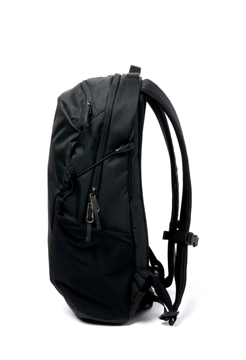 Arc'teryx Mantis 16 Backpack - Black - Image 2