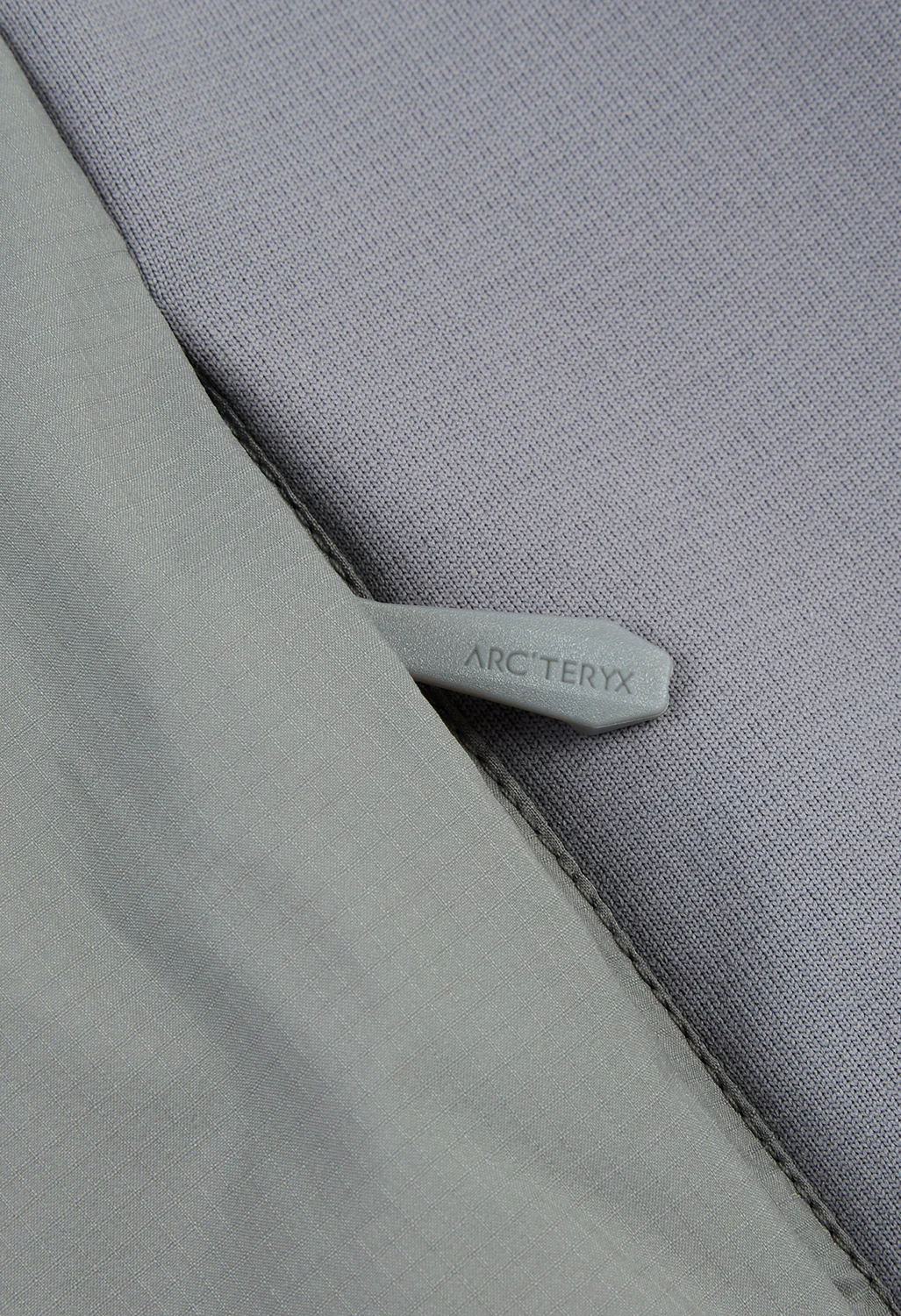 Arc'teryx Men's Atom Hoody - Void - Image 7