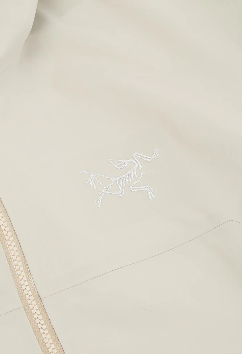 Arc'teryx Men's Beta Jacket - Rune - Image 4