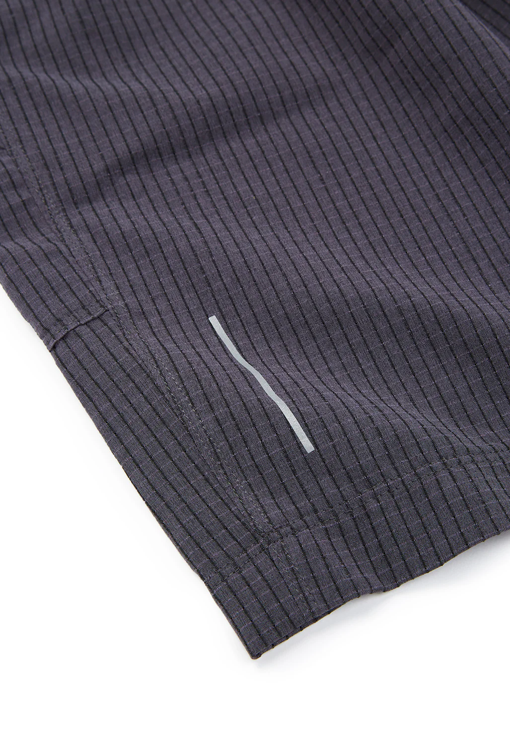Columbia Men's Black Mesa LW Shorts - Black - Image 4
