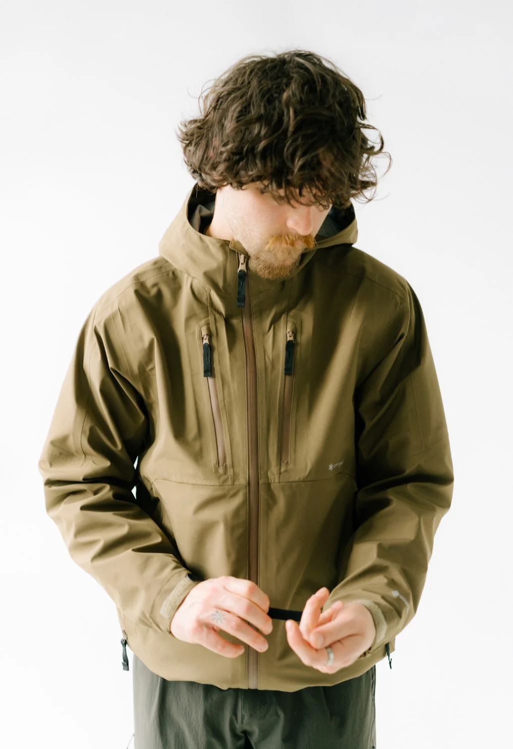 Snow Peak Men's GORE-TEX Rain Jacket - Coyote - Image 10