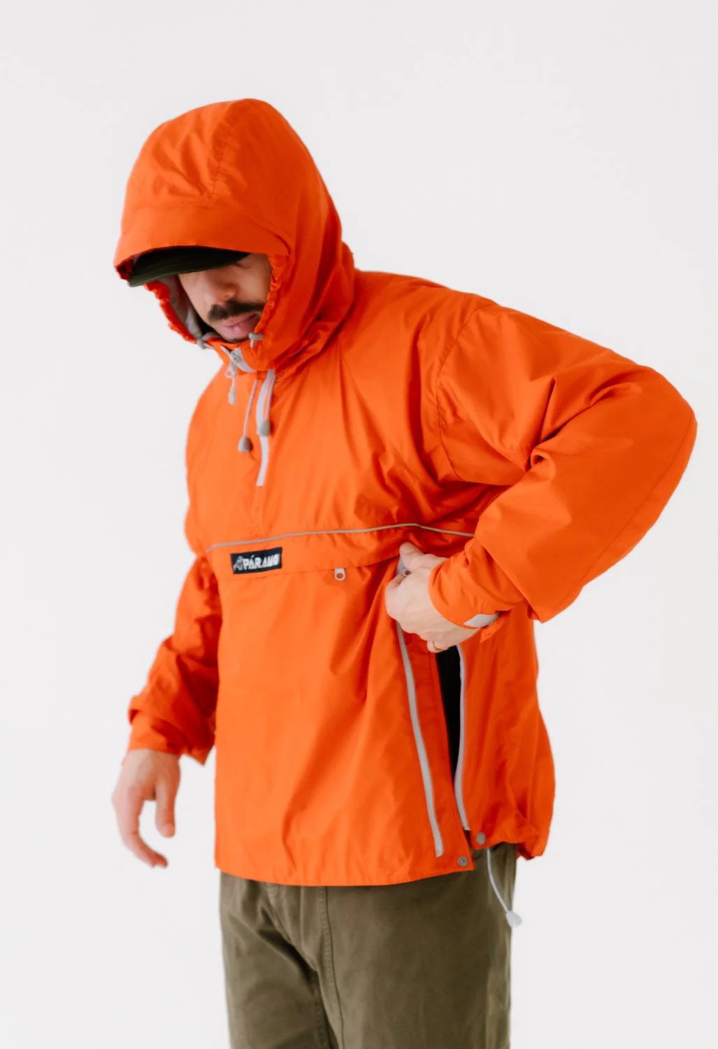 Paramo Men's Velez Adventure Light Smock - Pumpkin / Fog Grey - Image 10