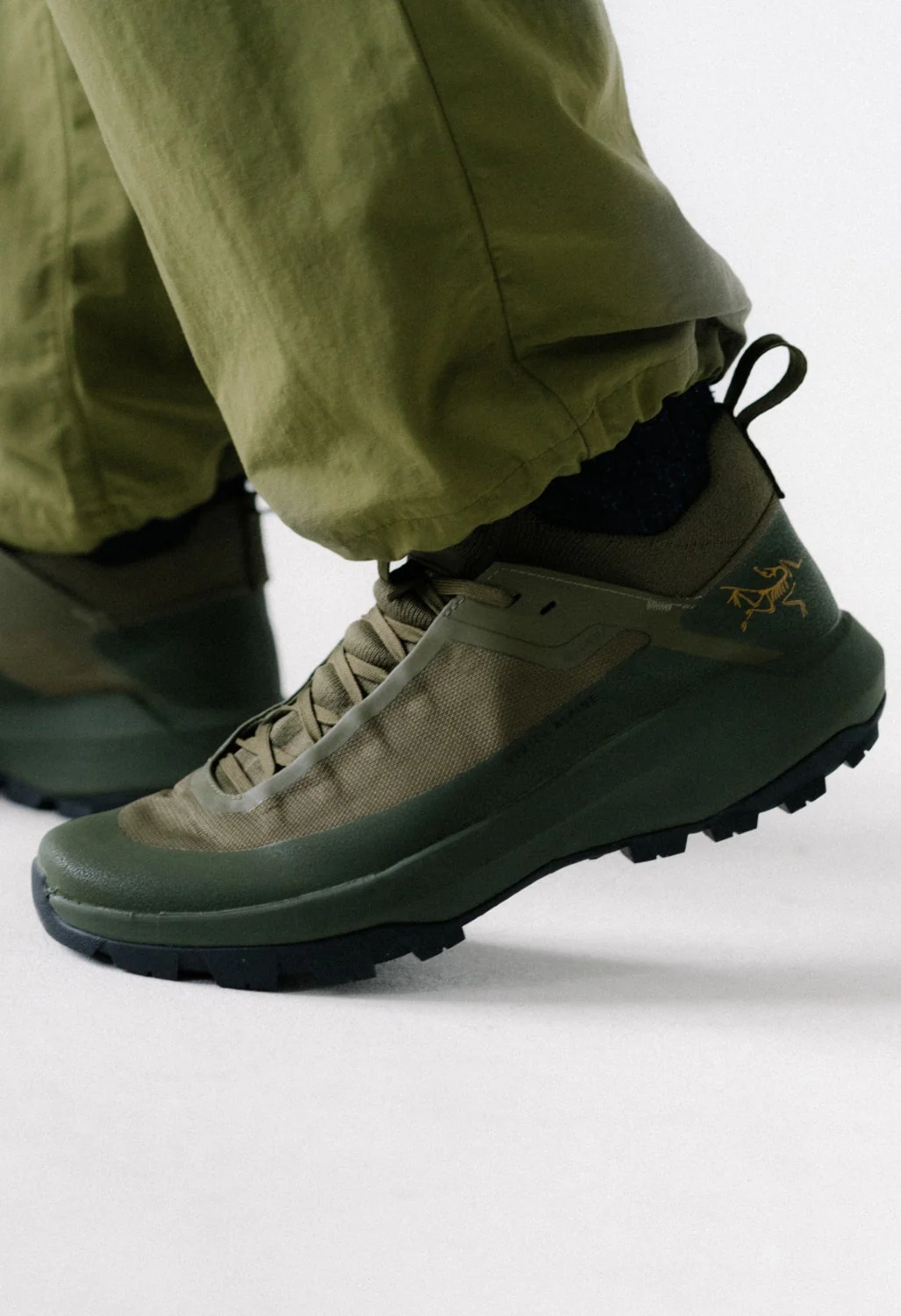 Arc'teryx Men's Vertex Alpine GORE-TEX Trainers - Tatsu / Anecdote - Image 6