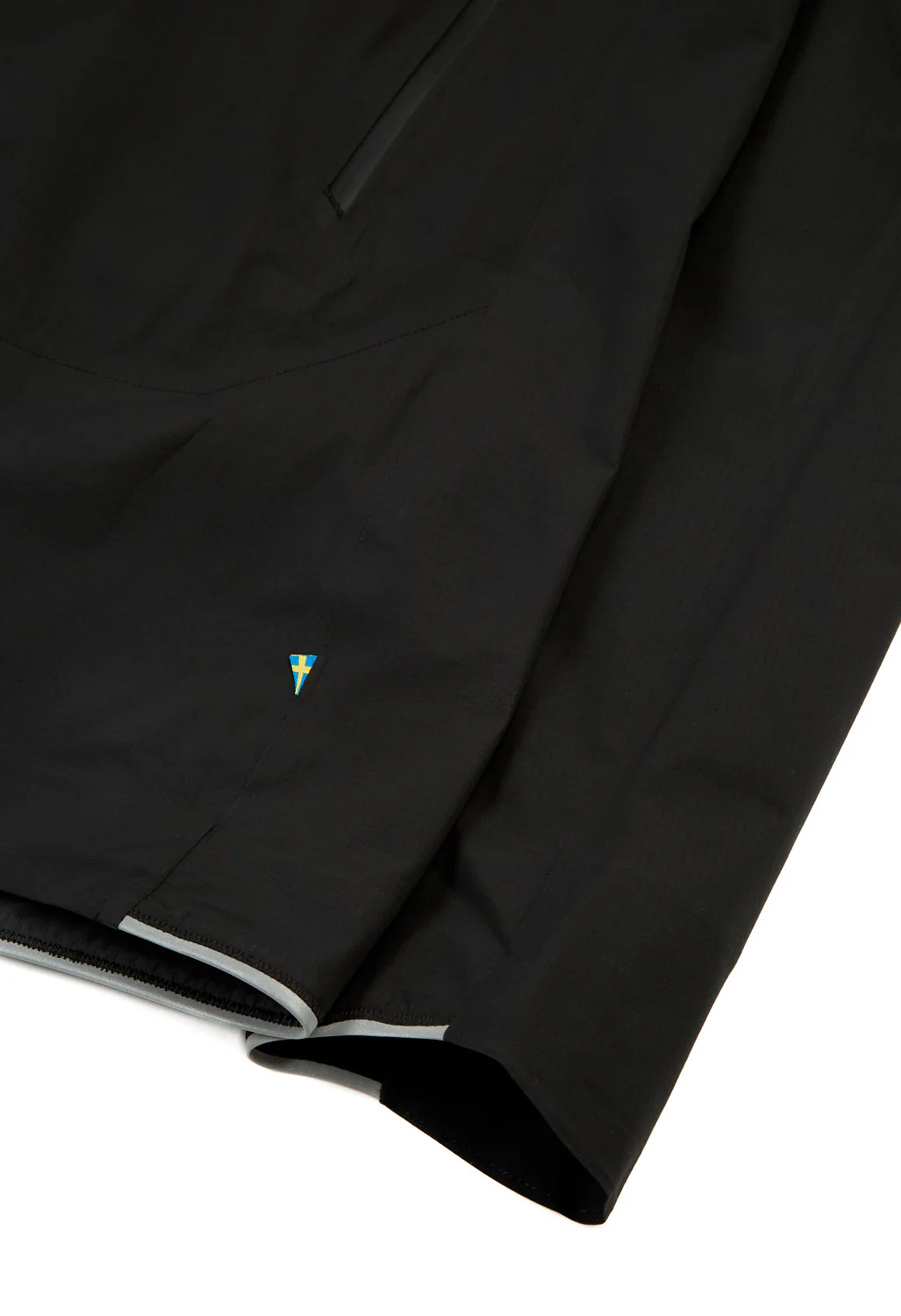Klattermusen Men's Vingtor Hood Jacket - Black - Image 7