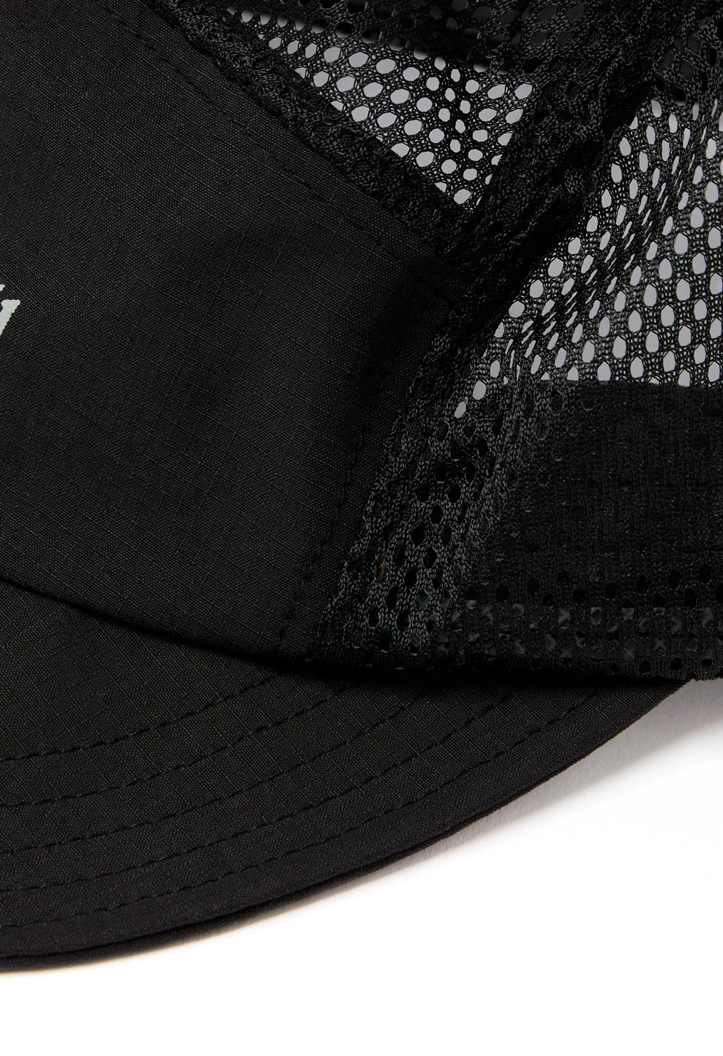 Montbell Mesh Cap #2 - Black - Image 3