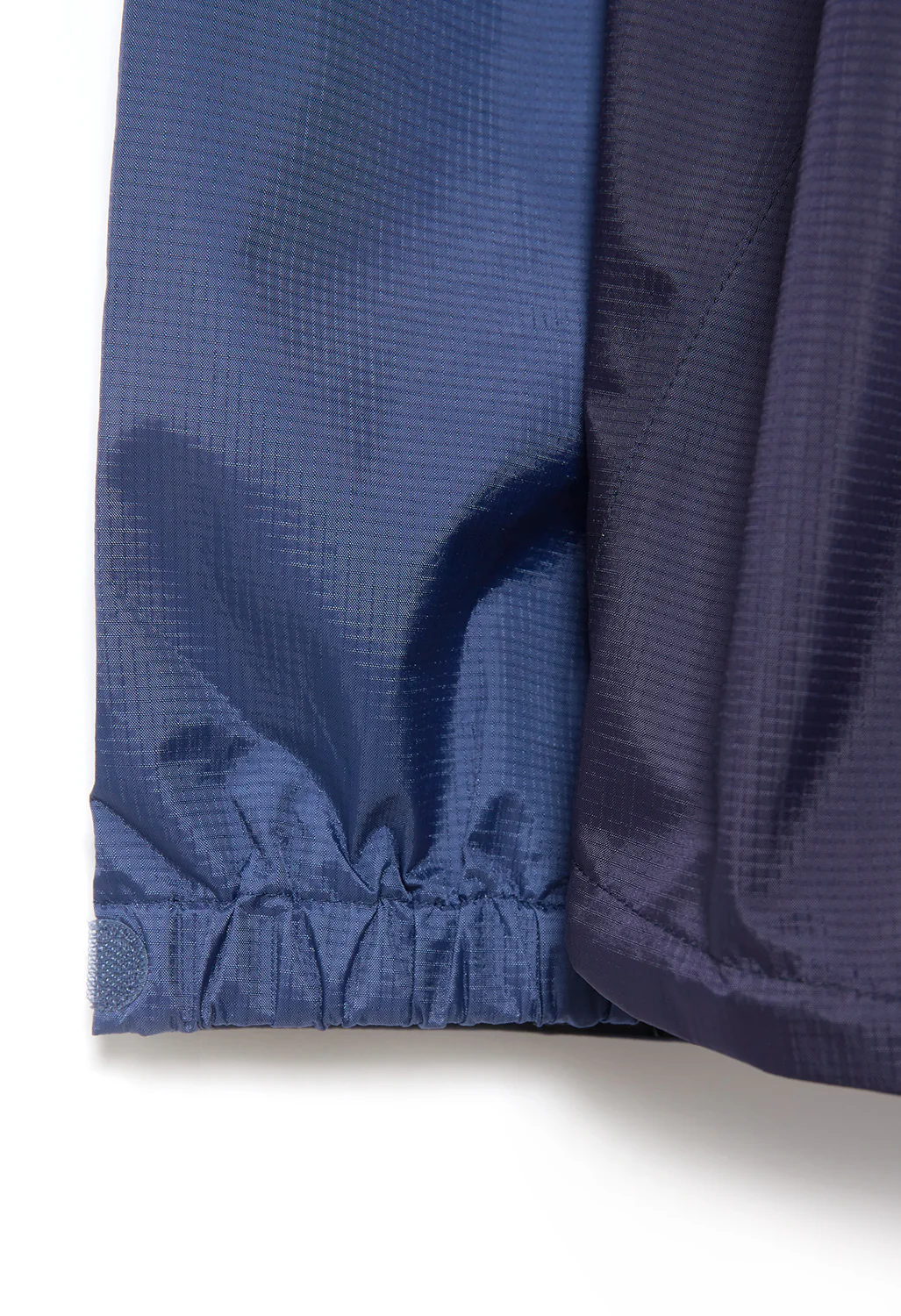 Montbell Women's Thunder Pass Jacket - Blueberry / Midnight Blue - Image 4