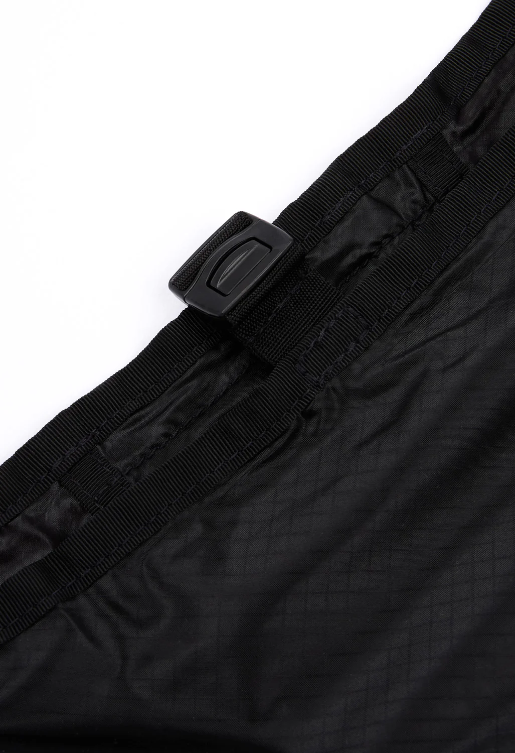 Montbell U.L. Mono Bag M - Black - Image 4
