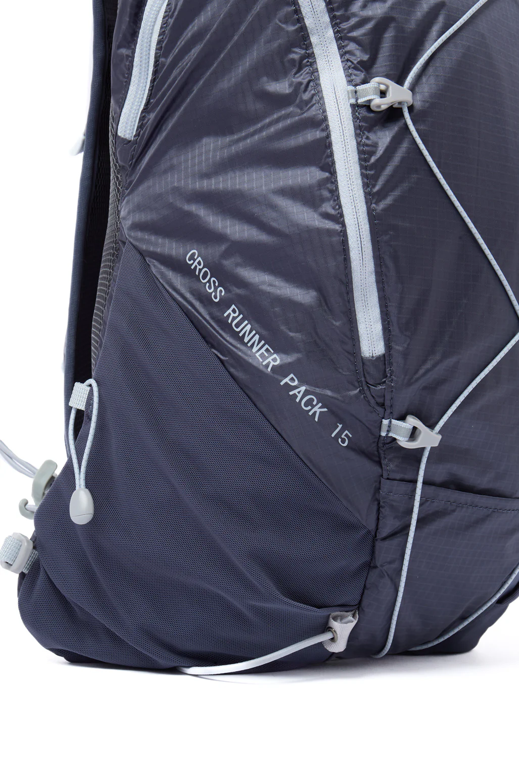 Montbell Women's Cross Runner Pack 15 - Dark Grey - Image 10