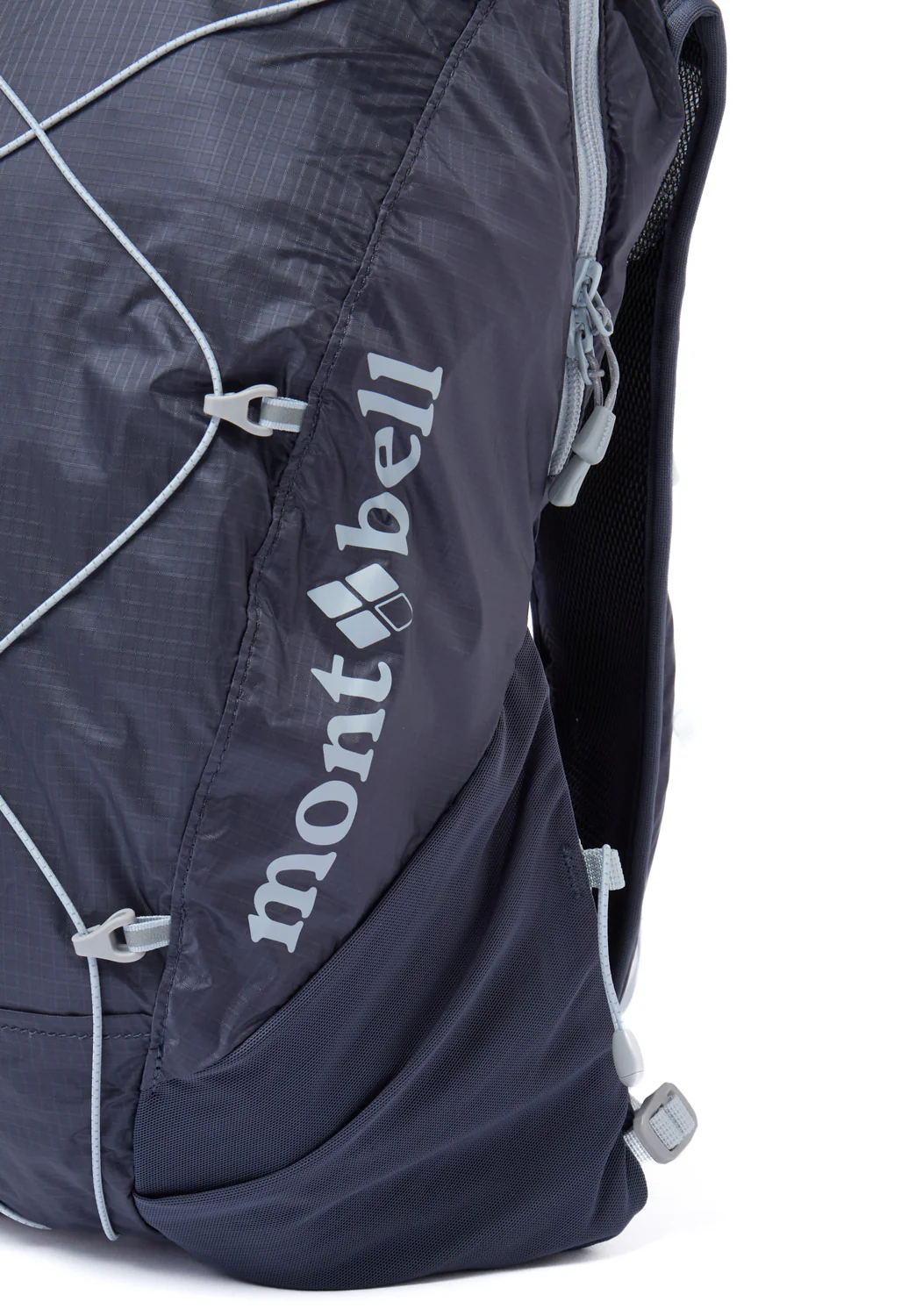 Montbell Women's Cross Runner Pack 15 - Dark Grey - Image 11