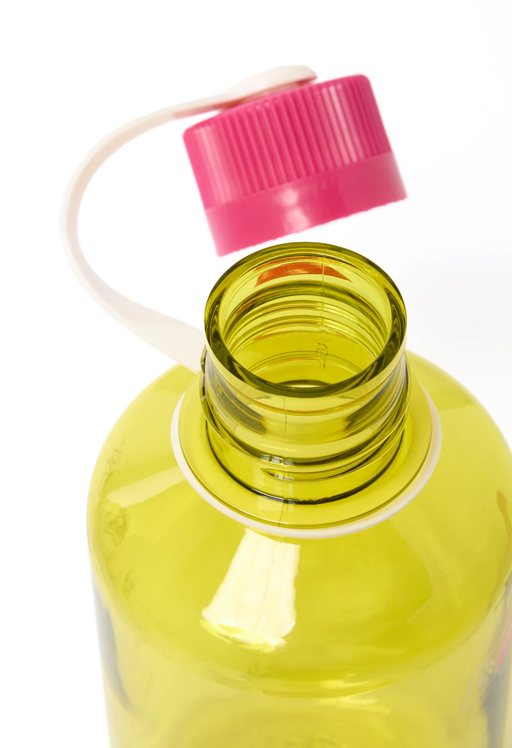 Nalgene Tritan Narrow Mouth Sustain 0.5L - Endive / Fuchsi Purple Cap - Image 3