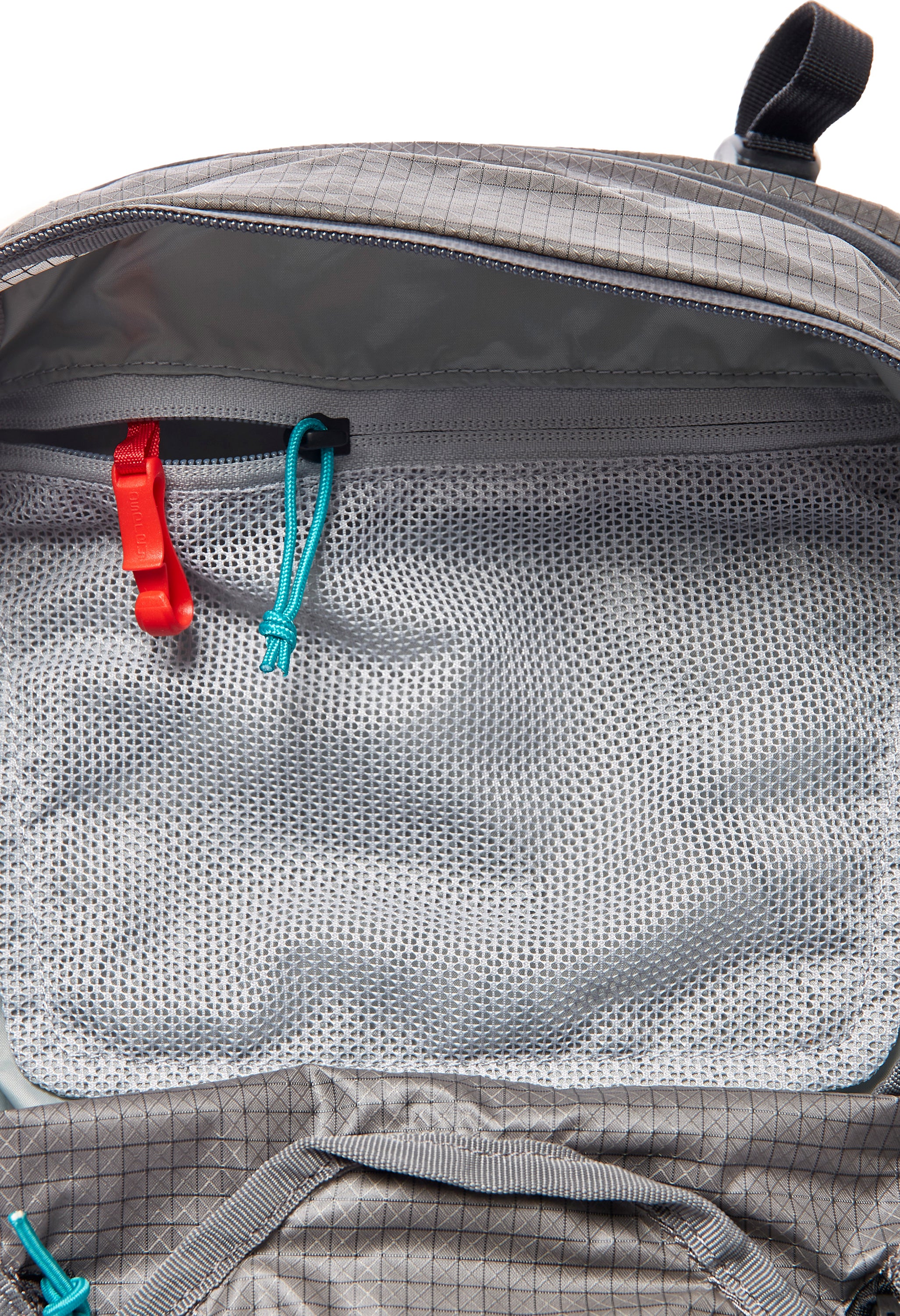 Osprey Tempest Pro 18 Women's Backpack - Titanium - Image 5