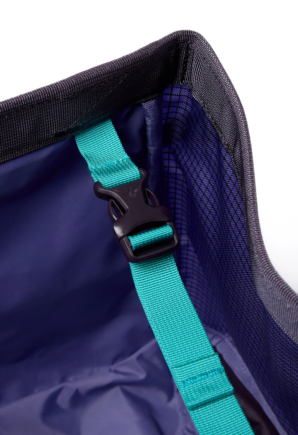 Osprey Transporter Gear Tote 28 - Euphoria Purple - Image 7