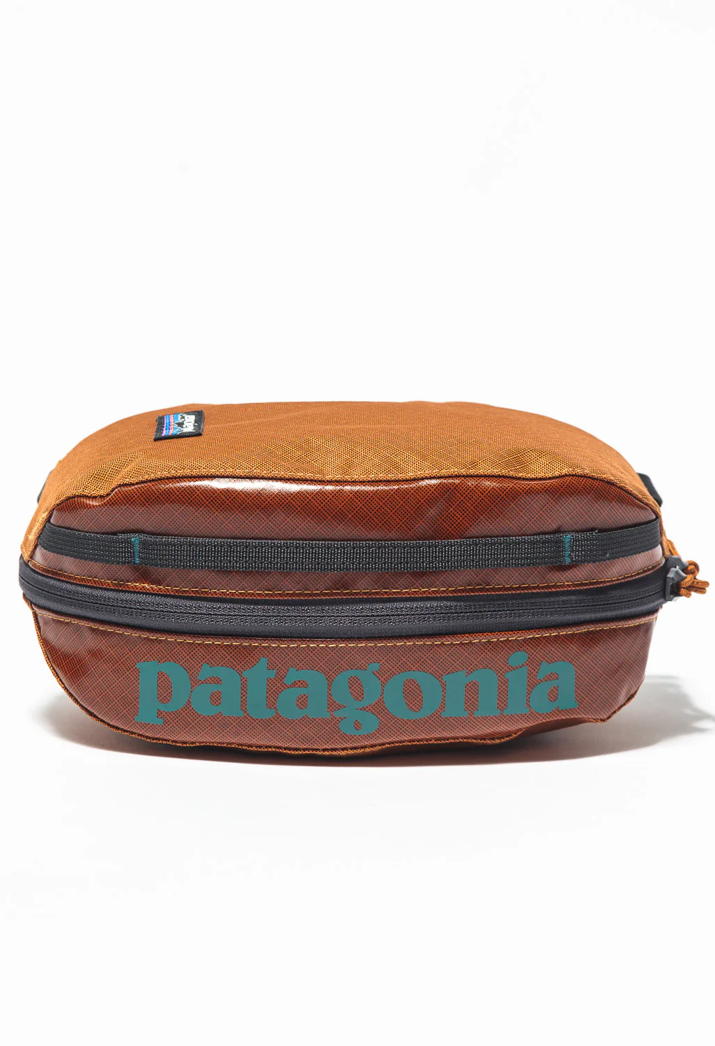 Patagonia Black Hole Cube - Small - Hammonds Gold - Image 3