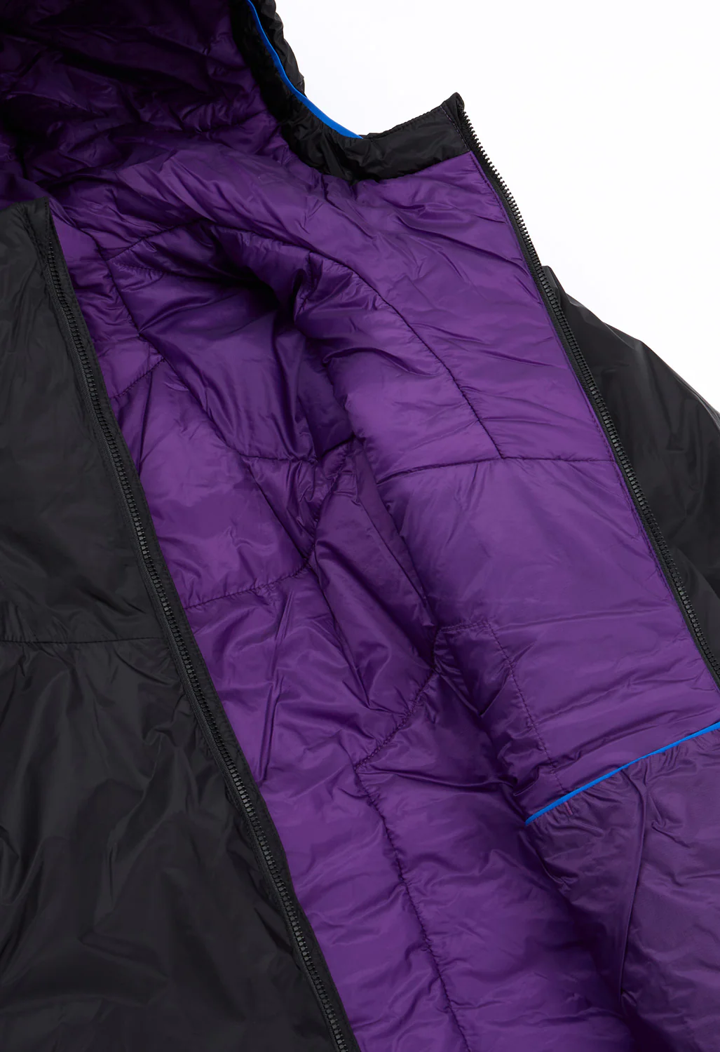 Patagonia Men's DAS Parka - Black / P6 Blue - Image 5