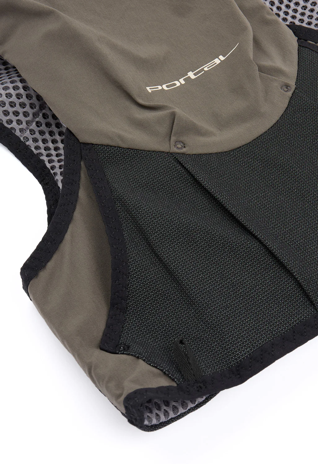 Portal Men's Passage Cargo Vest - Beluga - Image 6