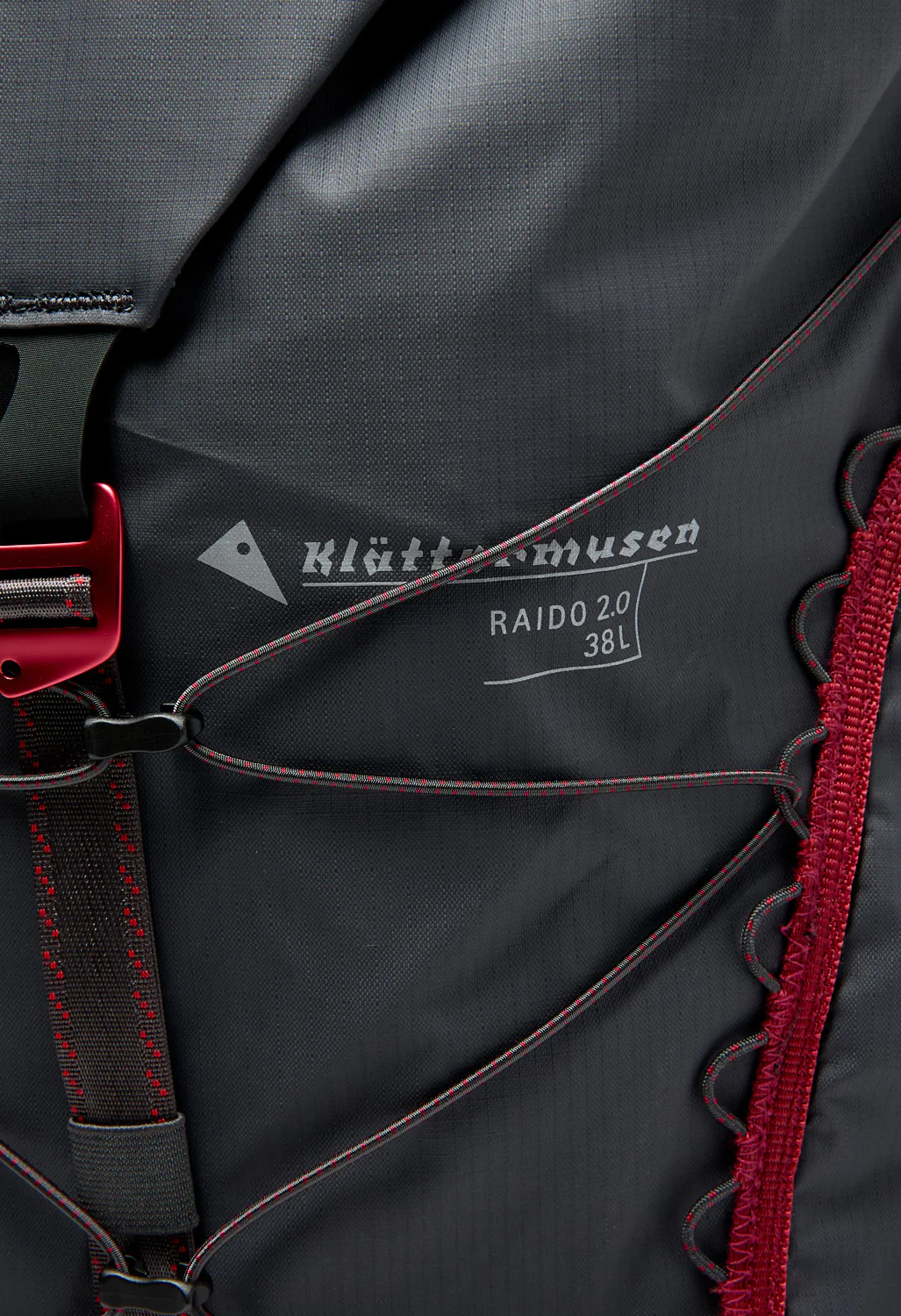 Klattermusen Raido 2.0 Backpack 38L - Raven - Image 5