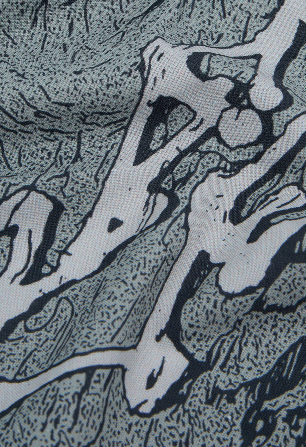 Rayon Vert x Outsiders Store Drag Bandana - Golgotha Black - Image 5